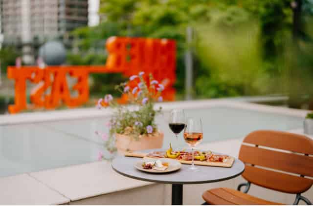 Bar & Terrace