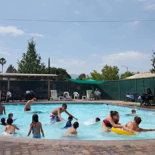 Swimming pool