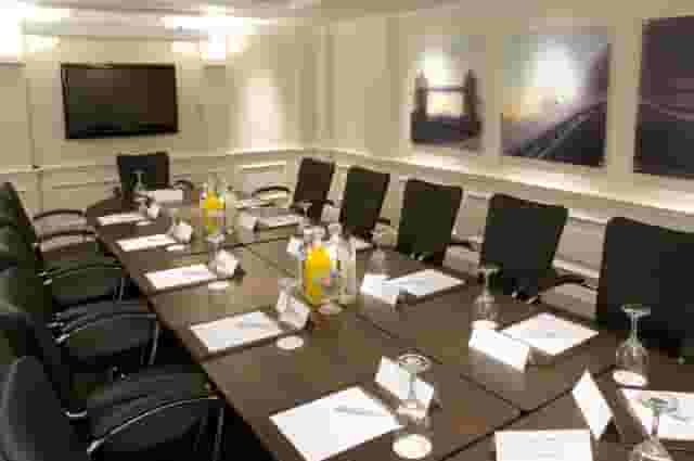 London Bridge Hotel