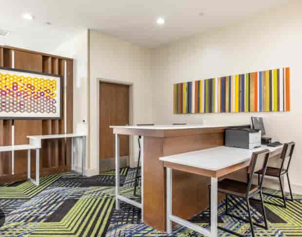 Holiday Inn Express & Suites San Jose – Silicon Valley