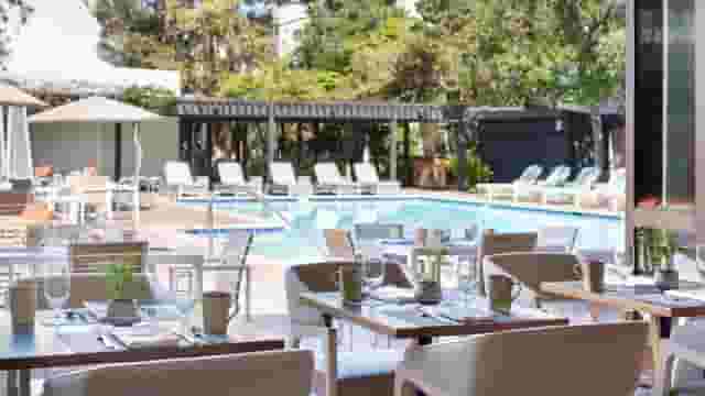 Poolside Bar