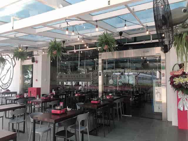 Modern dining space at Siam Square Mookata, perfect for networking events and team lunches.