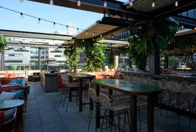 London rooftop bar, cocktail event, networking venue