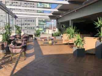 Stylish rooftop venue in Manchester Hall, perfect for upscale events and gatherings.