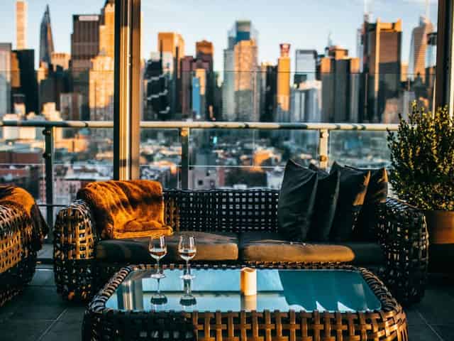 Fully Enclosed Skybar/Lounge