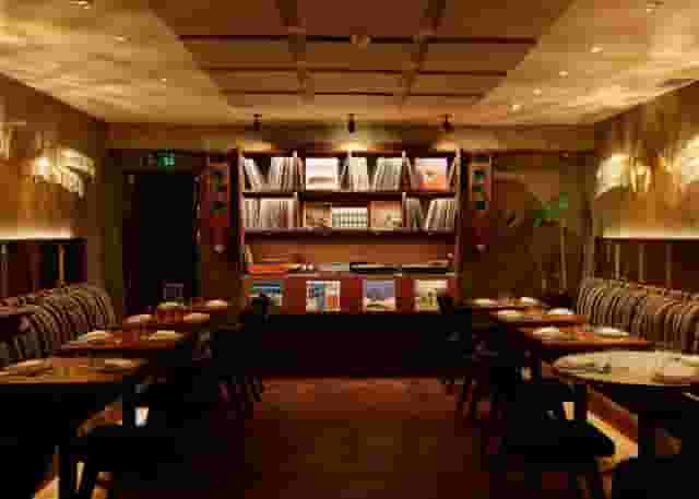 Bar