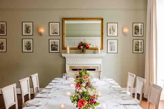 Salonik Room