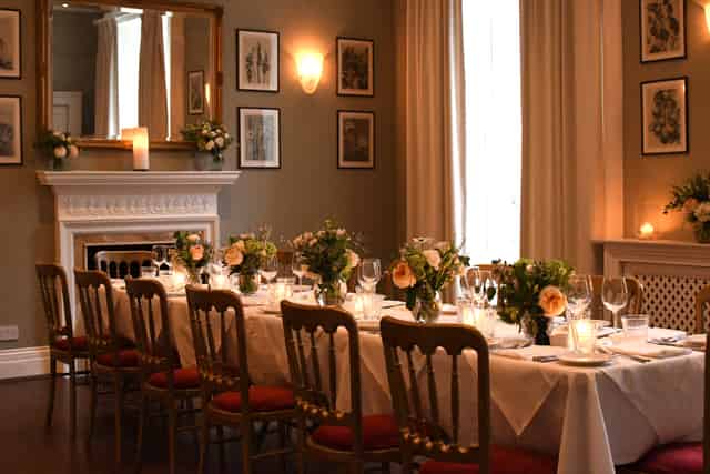 Salonik Room