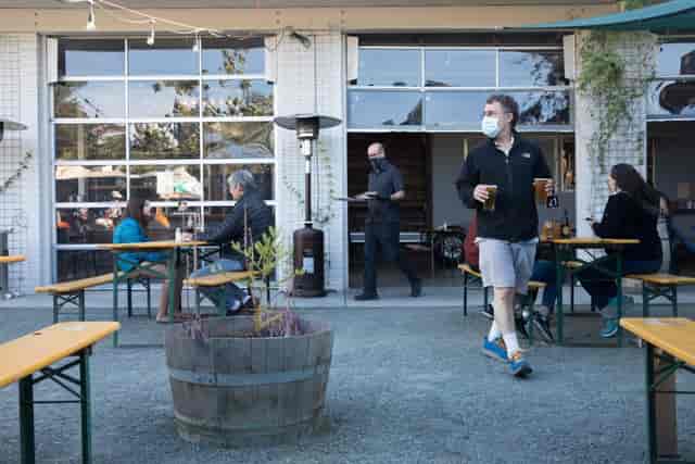 Outdoor dining's the thing throughout ...