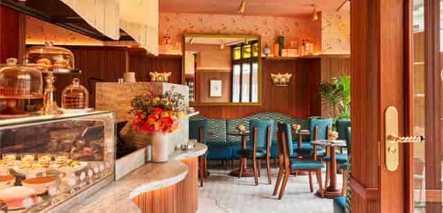Stylish café in Sant Ambroeus, perfect for networking and team meet-ups.