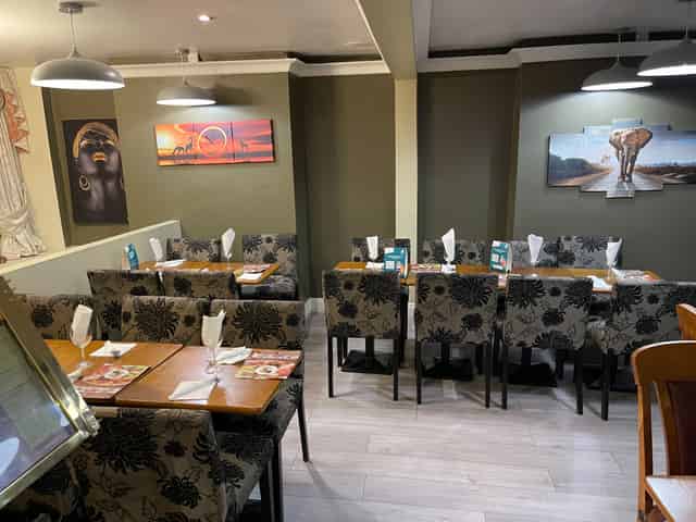 Safari & African Queen Suite