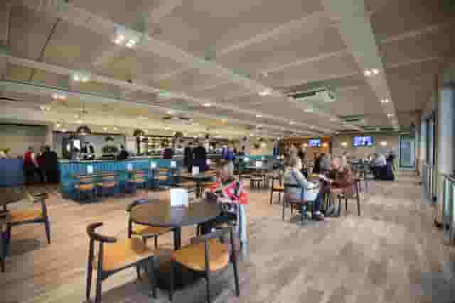 Sandown Park Racecourse