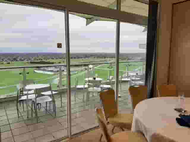 Sandown Park Racecourse