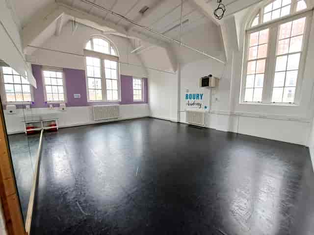 STUDIO ONE