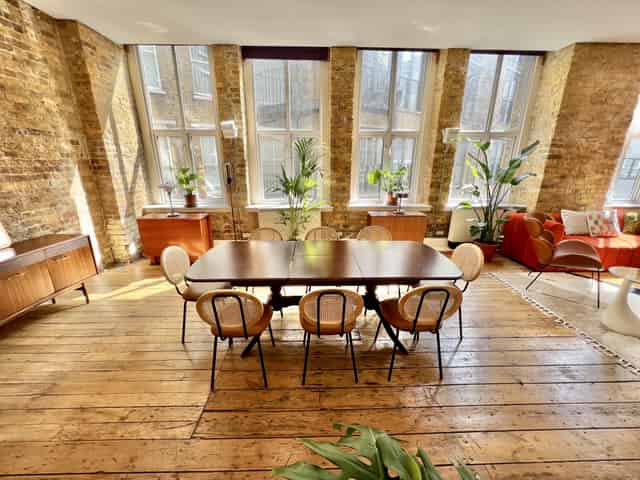 Dinner space