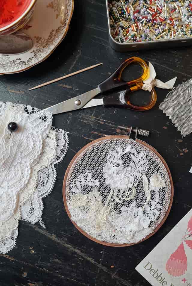 Nottingham Lace Appliqué Craft Kit: 3 ...