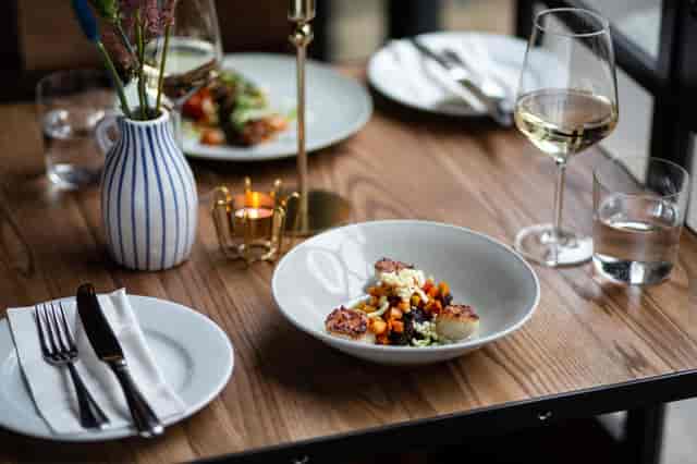 Elegant dining table at The Merchant Room, perfect for corporate dinners and networking events.