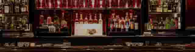 BACCARAT BAR