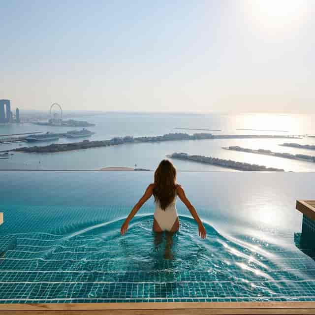 Infinity pool at AURA SkyPool, perfect for luxury wellness retreats and events.