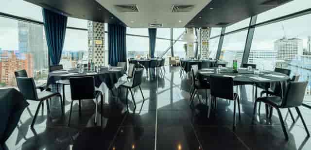 Modern event space at Hillscourt Hotel with panoramic views for corporate meetings.