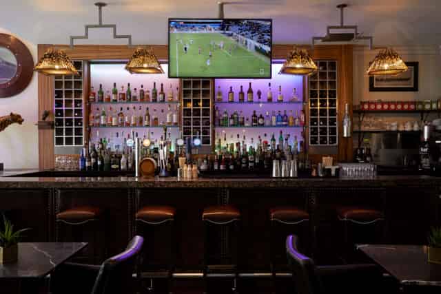 Upper Bar
