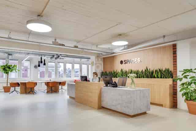 Modern reception area at Virtual Office Plus, ideal for meetings and events.