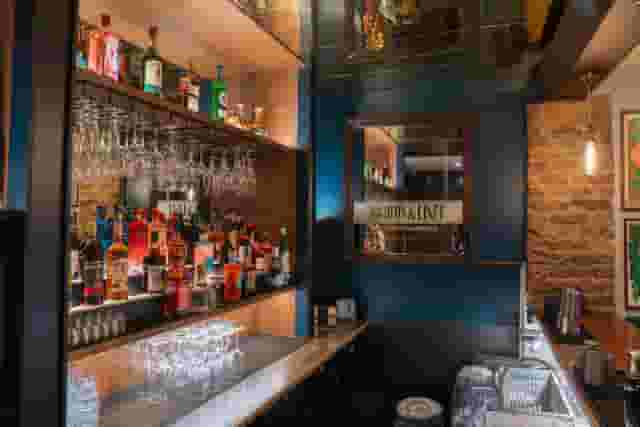 Maxwell's Bar and Grill