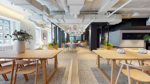 Modern event space at Convene 530 Fifth Avenue, perfect for meetings and workshops.