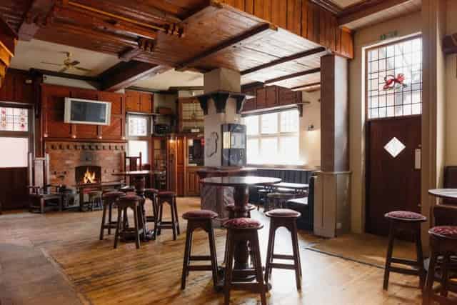Bar