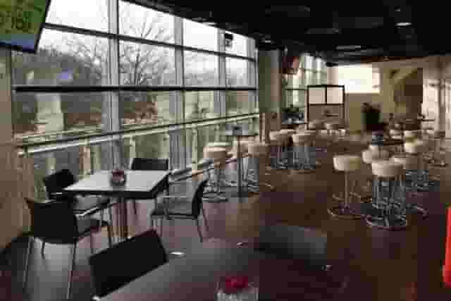 Lounge Bar