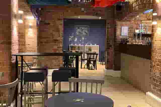 Lounge Bar