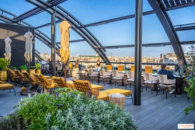 Rooftop bar