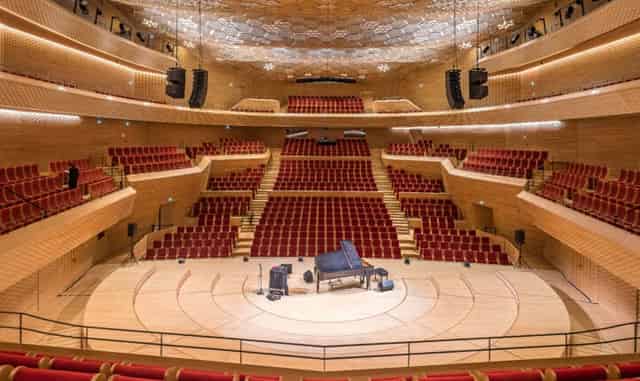 Performing arts theater