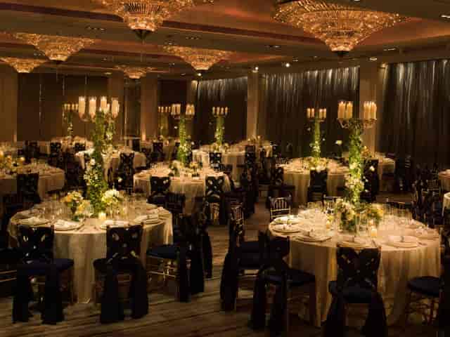 Pillarless Penthouse Ballroom at The Mira Hong Kong, elegant banquet hall for weddings and galas.