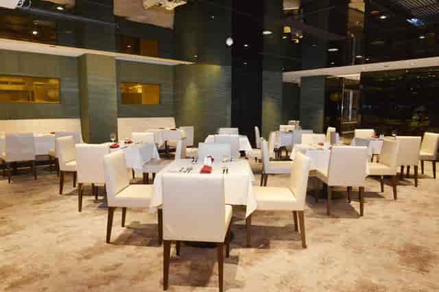 Elegant Bistro 1979 at Hotel ICON, perfect for corporate events and private gatherings.