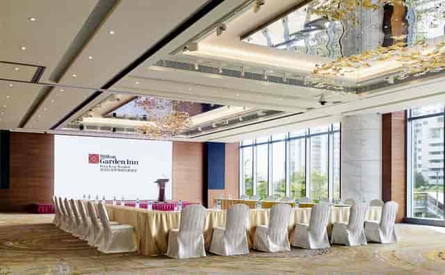 Meeting room at Hilton Garden Inn Hong Kong, ideal for corporate events and workshops.