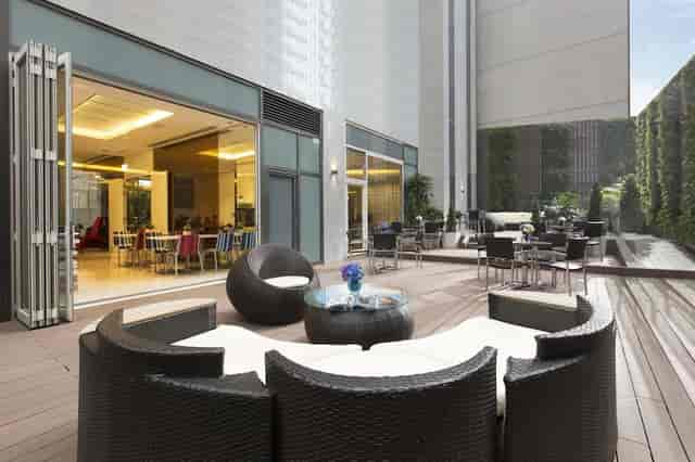 Stylish outdoor terrace at iclub Fortress Hill Hotel for networking events and meetings.