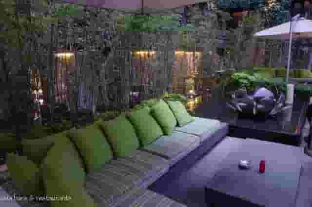 Open-Air Lounge
