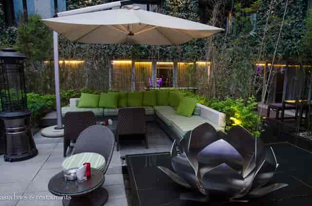 Vibes - open-air lounge bar at The Mira ...