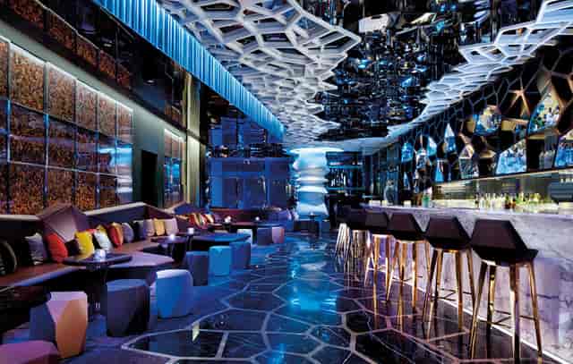 Modern bar area at Jade 2, Ritz-Carlton Hong Kong for upscale events and gatherings.