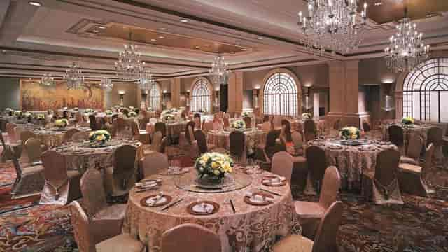 Grand Ballroom at Kowloon Shangri-La, Hong Kong, elegant venue for weddings and galas.