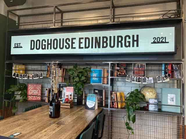 Stylish BrewDog Edinburgh bar with modern decor, perfect for casual meetings and events.