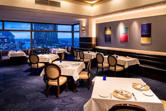 restaurant
