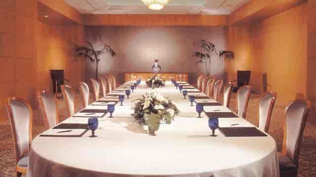 Queen's Grand Ballroom at Yokohama Bay Hotel, elegant meeting room for corporate events.