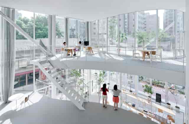 Modern function room at SHIBAURA HOUSE, ideal for meetings and networking events.