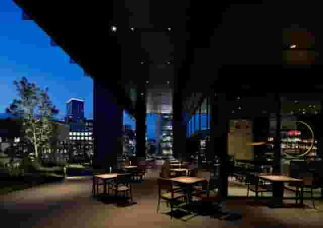 TWO ROOMS Grill & Bar