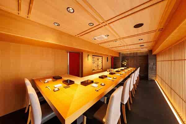 Modern izakaya private room in Shibuya for corporate dinners and meetings.