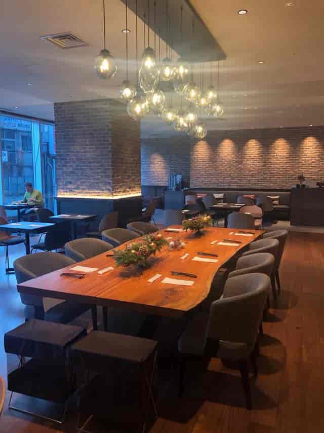 Modern private meeting room at Shibuya Stream Hotel, perfect for corporate events.