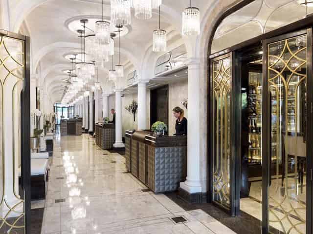 Crystal Bar
