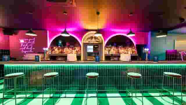 Hybrid Bar Restaurant
